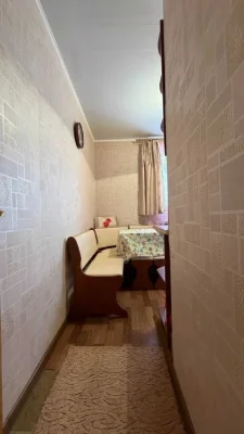 Продаж 2 кімнатної квартири з меблями і технікою