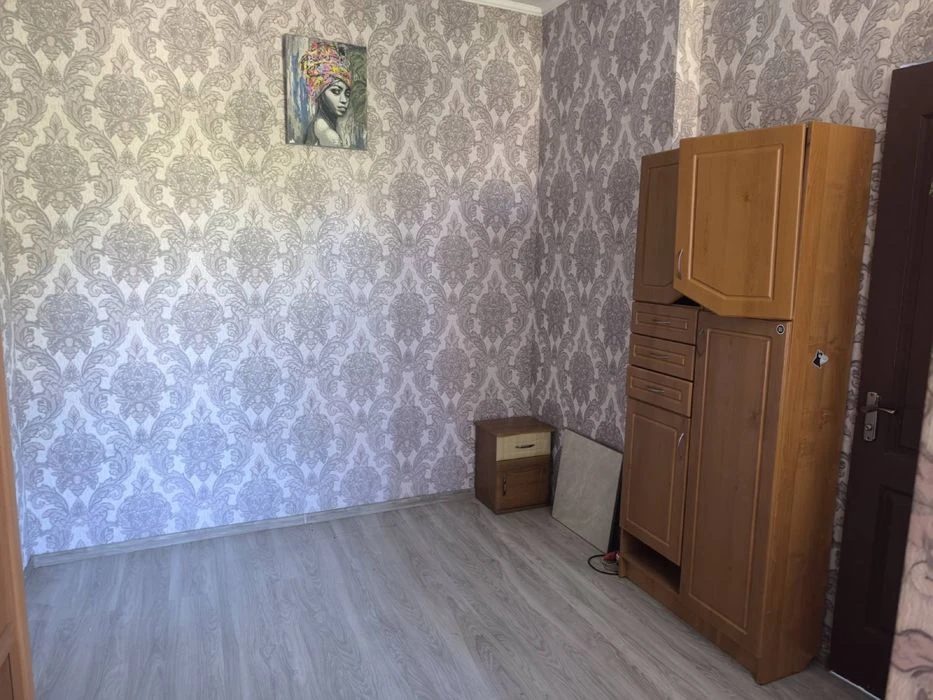Продам квартиру в загальному дворі на Ковалівці.