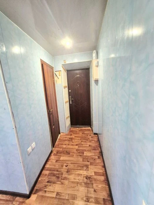 Продам 1-о кімнатну квартиру в районі дендропарку, біля АТБ.