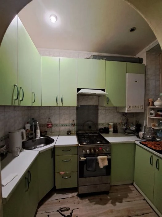 Продаж 3 кімн. квартири з автономним газовим опаленям