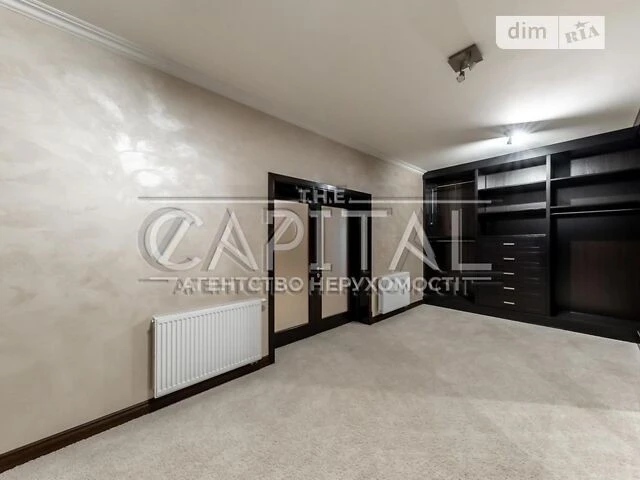 Sale of 3-room apartment 212 sq. m on Lomakivska st. 56/2 • ID 3