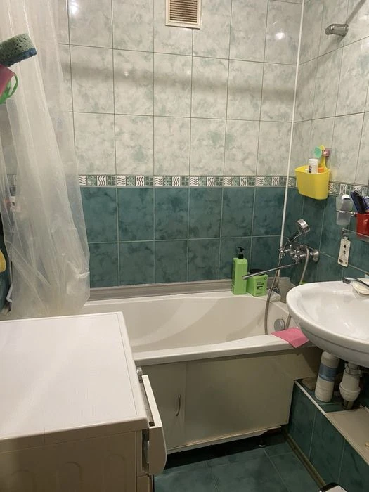 Продам 3 кім. Квартиру. Біля 26 школи