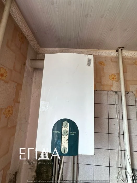 Продаж 3-кімнатної квартири вул.Кропивницького 7/9 поверх АГ