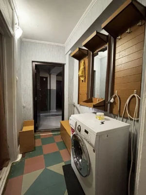 2 кімнатна квартира 31 м2 в гуртожитку на 2 поверсі, район К