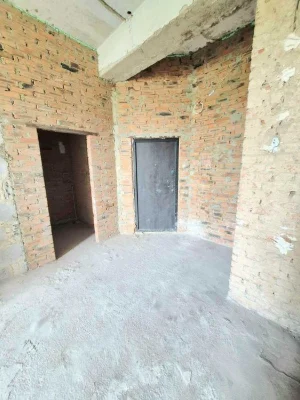 Продам дворівневу квартиру вільного планування на Новомикола