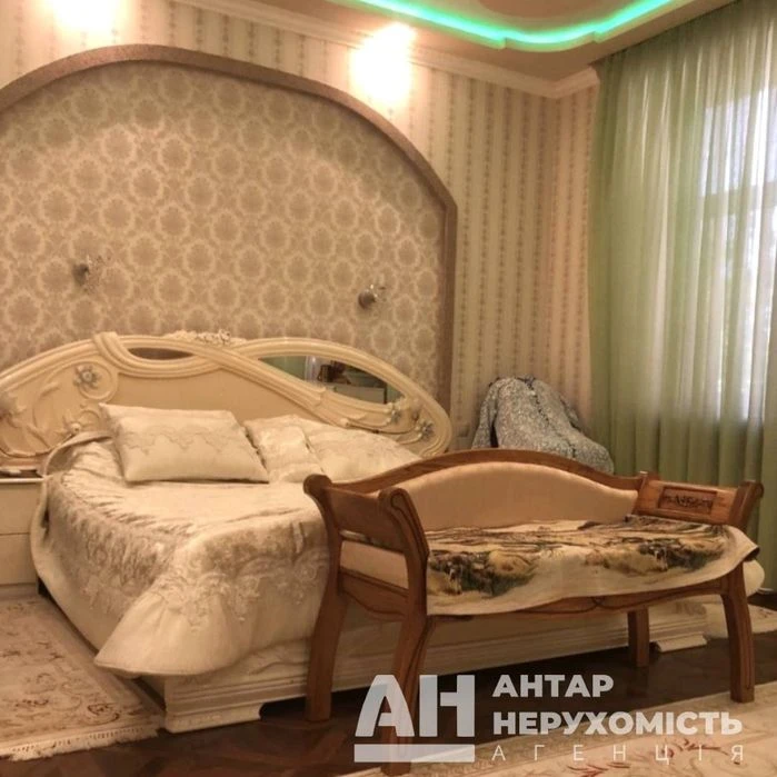 Продається шикарна 3-к квартира в Кропивницькому , р-н Центр