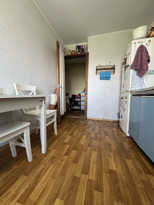 Продаж 3 кімнатної квартири по вул Незалежності Попова