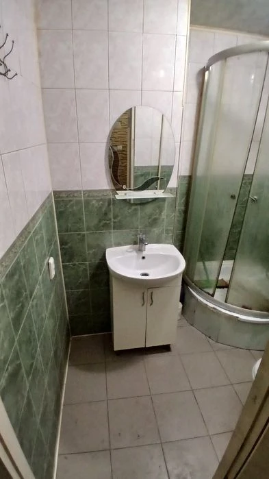 Продаж 2к квартири,  р-н Новомиколаївка