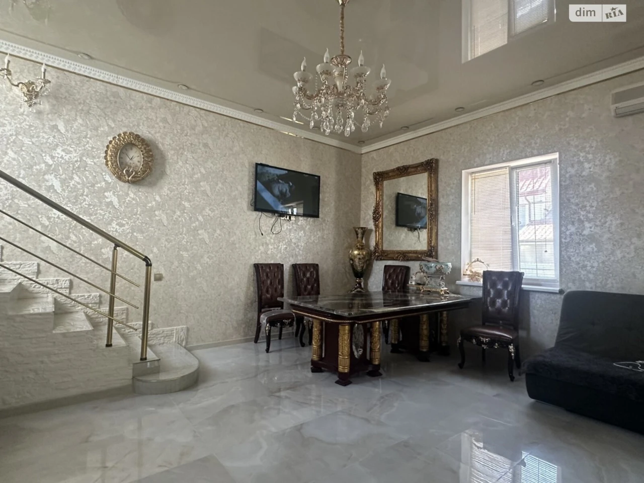For Sale House Vuzivskyi