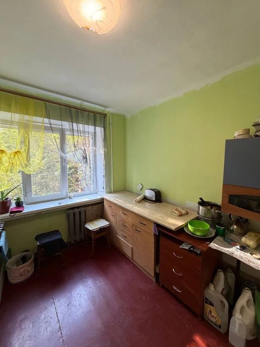 Продаж 2 кімнат в гуртожитку, р-н Ст.автовокзалу