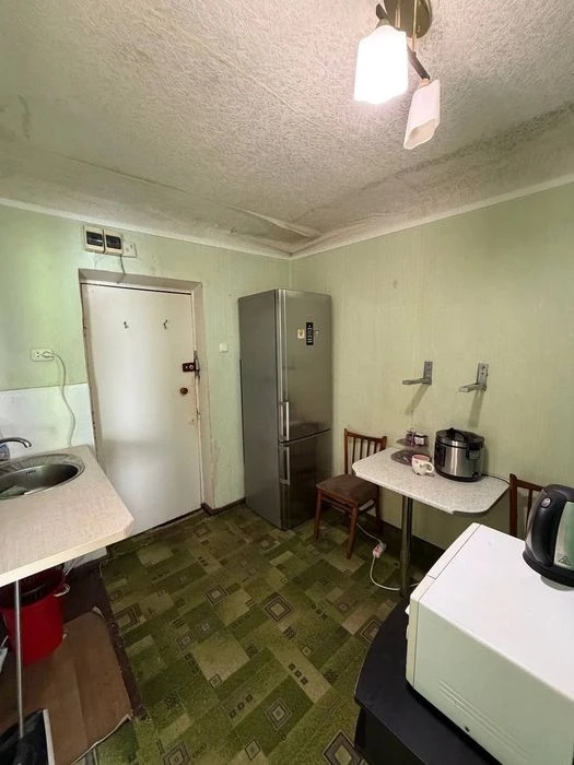 Продаж 2 кімнат в гуртожитку, р-н Ст.автовокзалу