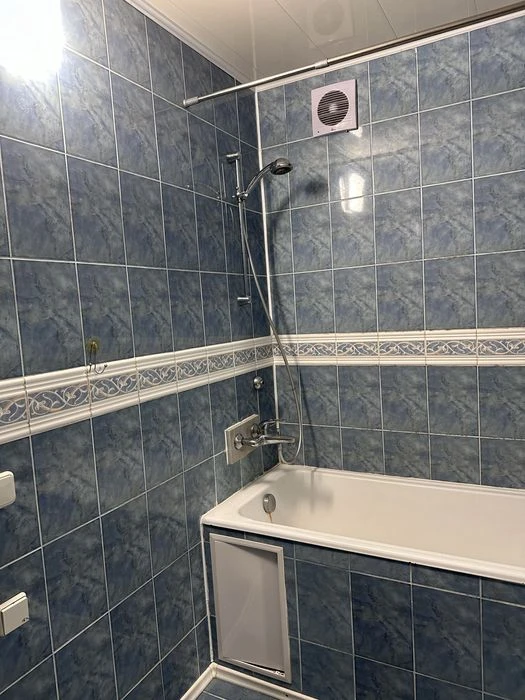 продам 4-кімн. квартиру 125 кв. м центр
