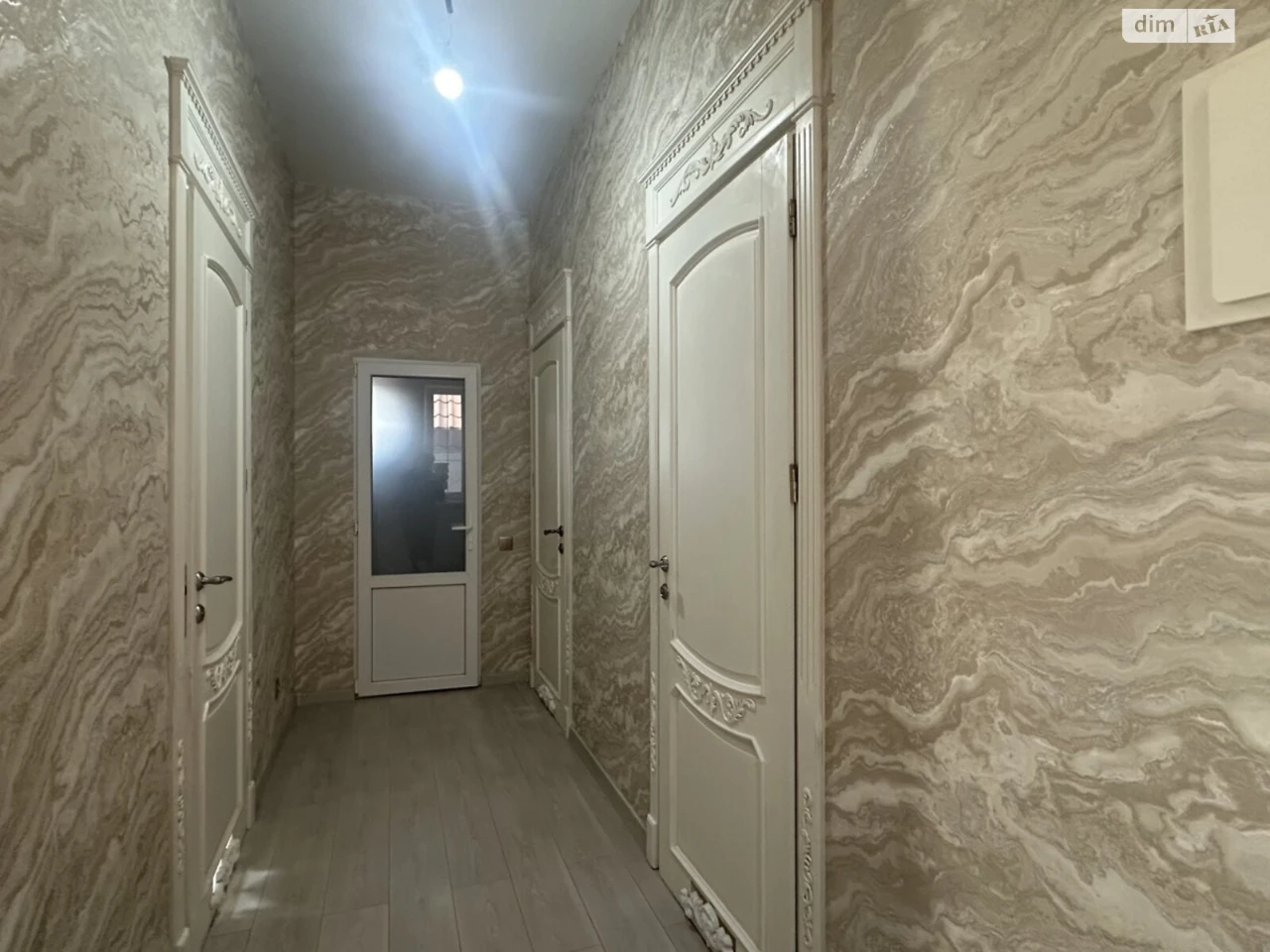For Sale House Vuzivskyi