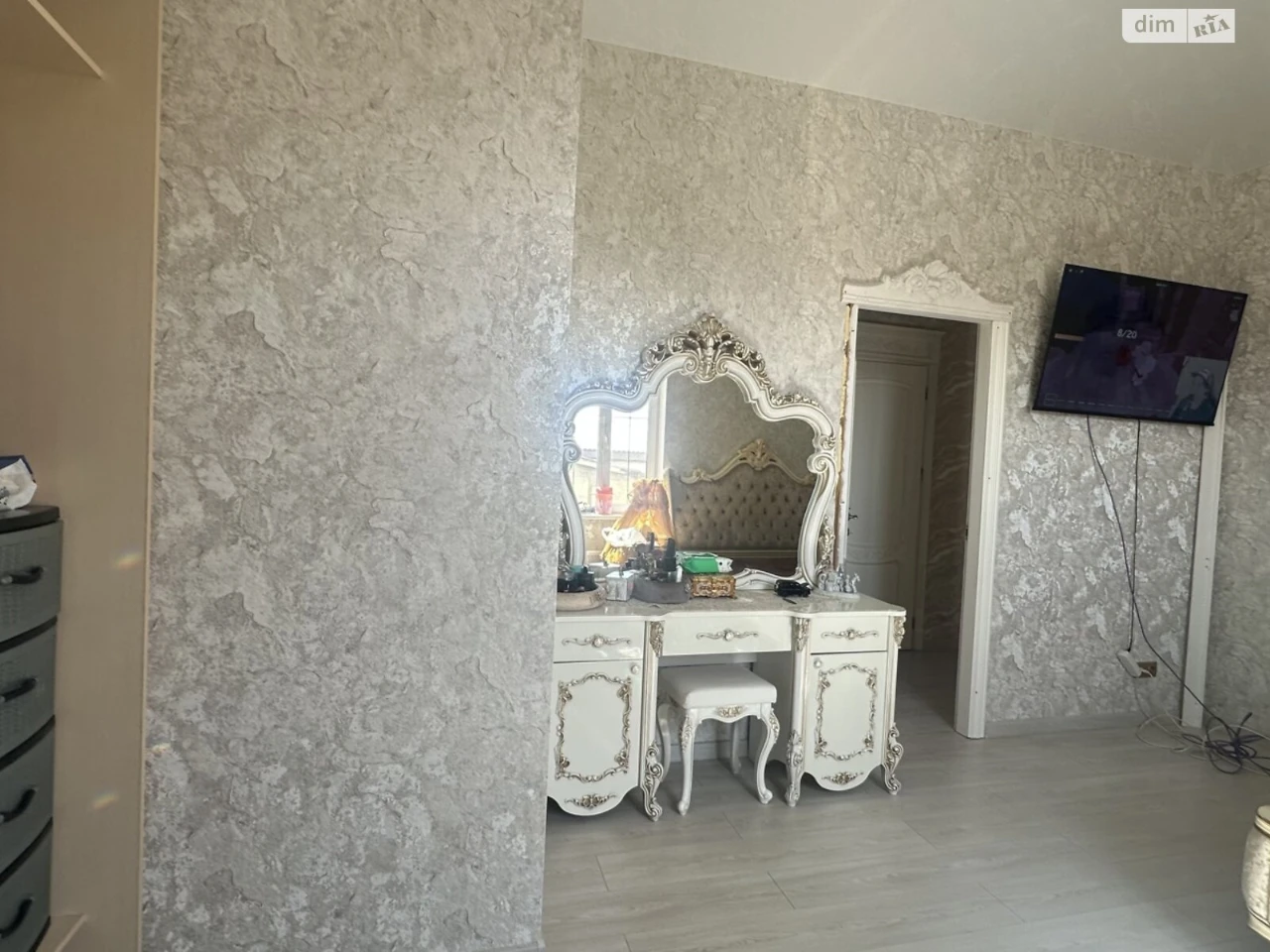 For Sale House Vuzivskyi