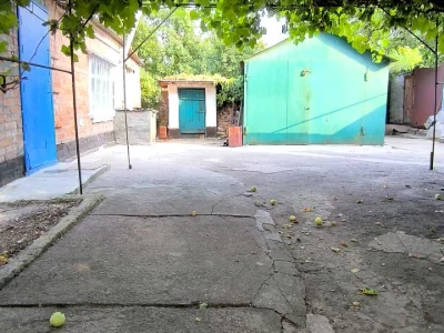 Будинок. Кропивницький, Свободи вул.