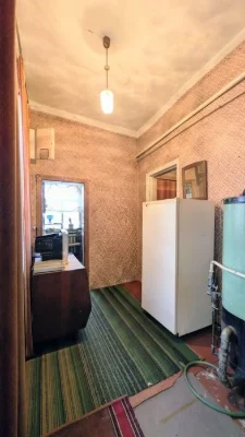 Продам частину будинку - червона лінія