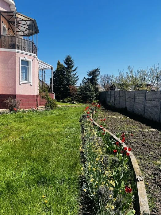 Продається будинок у гарному районі, Лелеківка