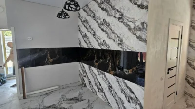Новий будинок з ремонтом на Полтавській