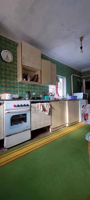 Продаж Будинку з гаражем + 25соток землі ( Євідновлення)