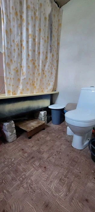 Продаж Будинку з гаражем + 25соток землі ( Євідновлення)