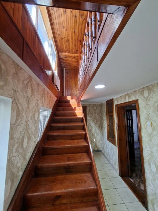 Продаж 2 поверховий Будинок.Н.балашовка.