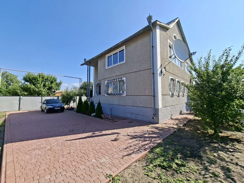 Продаж 2 поверховий Будинок.Н.балашовка.