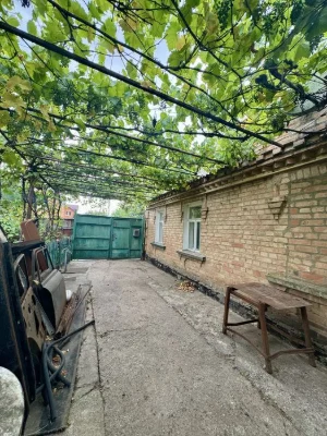 Будинок і участок 11 соток , Новомиколаївка