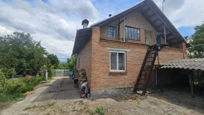 Добротний будинок поруч із Кропивницьким