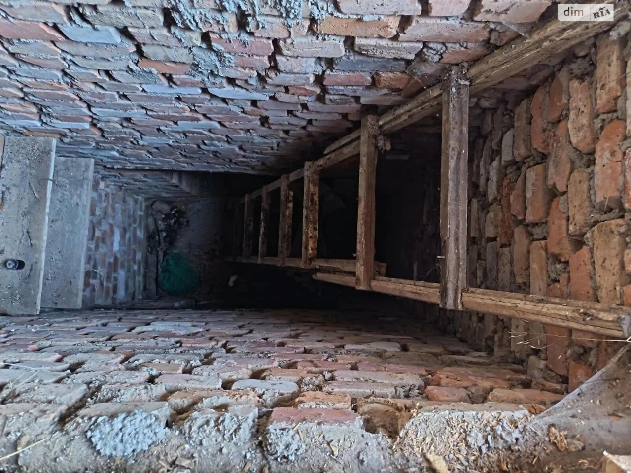 Продаж Дім