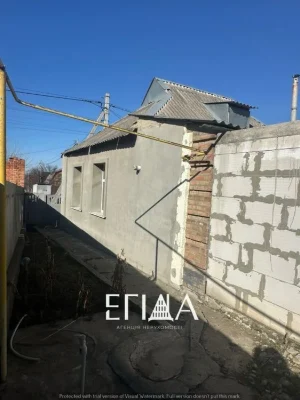 Продаж окремого будинку