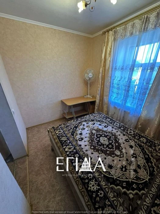 Продаж окремого будинку