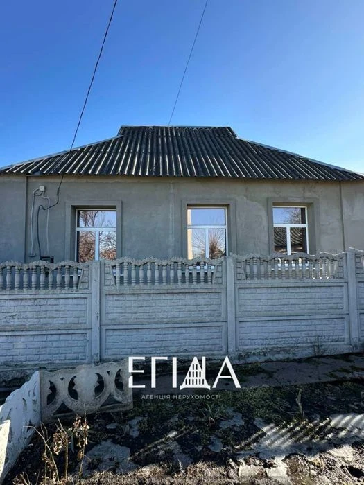 Продаж окремого будинку