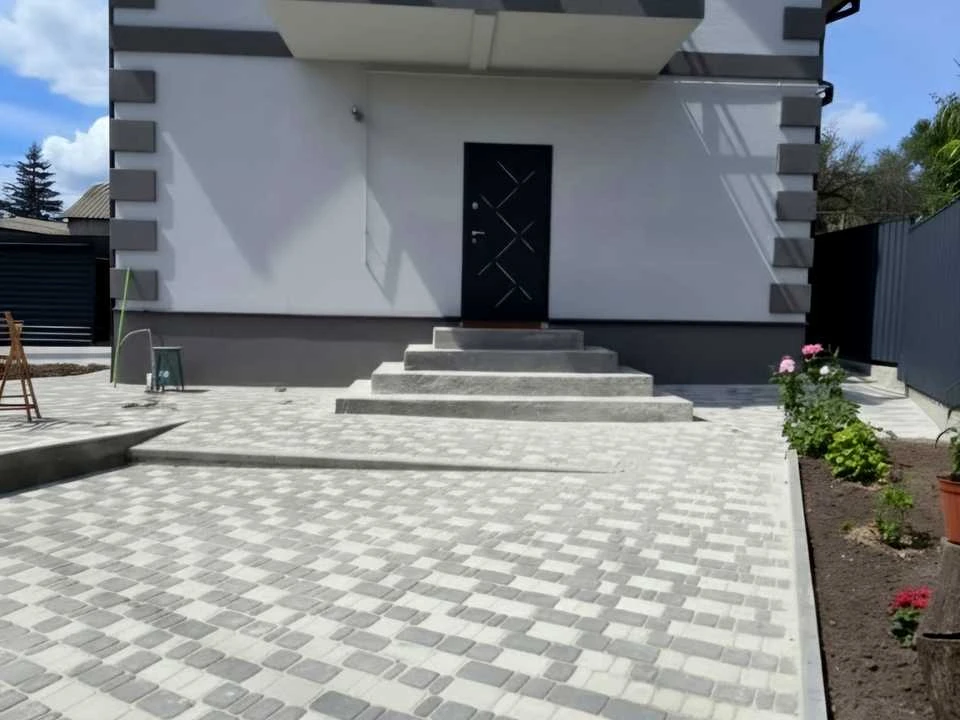 Будинок. Кропивницький, Озерна Балка вул.