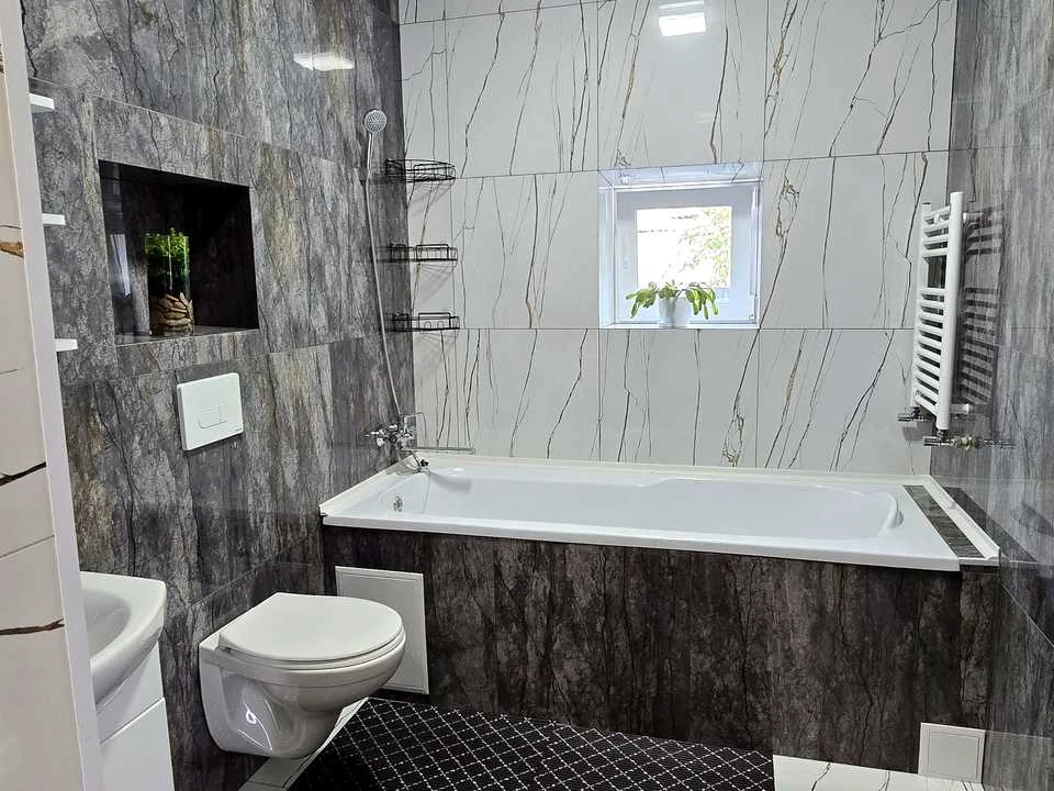 Будинок. Кропивницький, Озерна Балка вул.