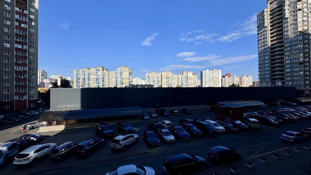 Продаж 2-К квартири з ремонтом на Григоренка 18-А! Позняки ,