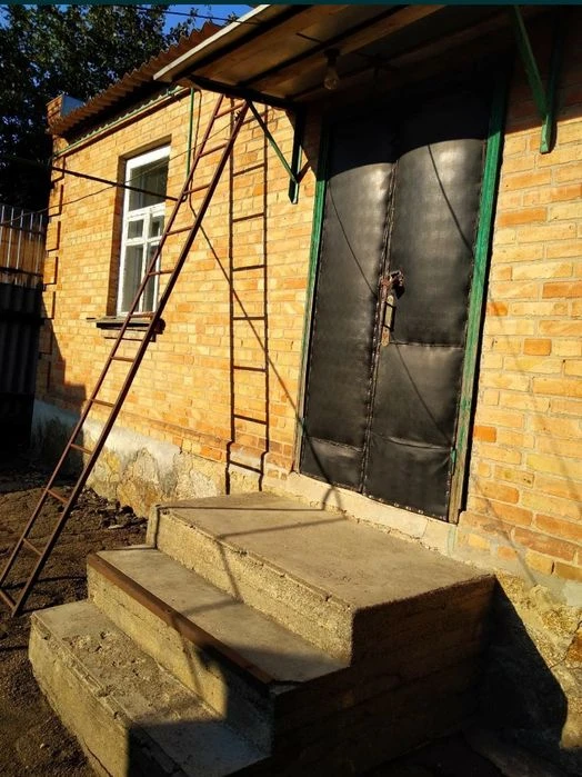 Продається будинок ринок Ідеал