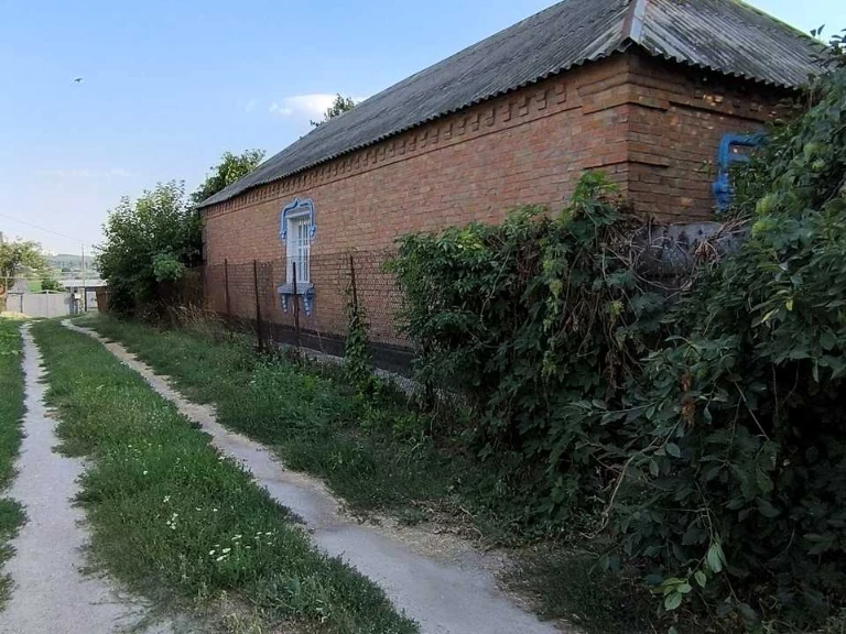 Будинок. Кропивницький, Свободи вул.