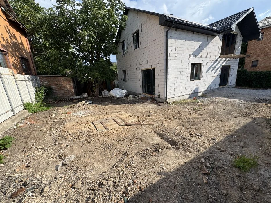 Продам новобудову в престижному районі міста