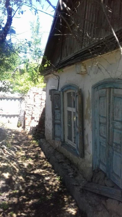 Продам півбудинку окремий двір Арнаутово