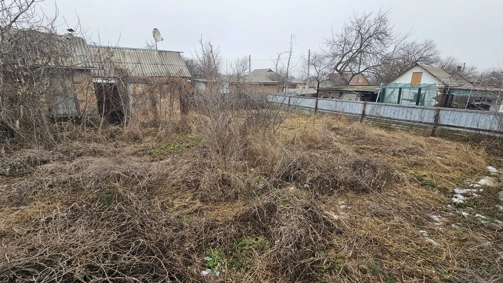 Продам півбудинку окремий двір Арнаутово