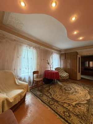 Частина будинку 62 м², 3 кімнати, газове опалення, вул. Садо