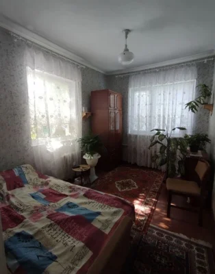 Продам двоповерховий будинок. Р-н Соколівка. Сертифікат