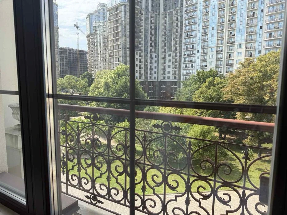 Продам квартиру Королевские сады на Французском бульваре