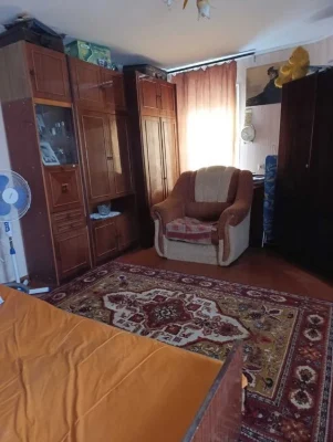 Продам частину будинку в районі Шкільного