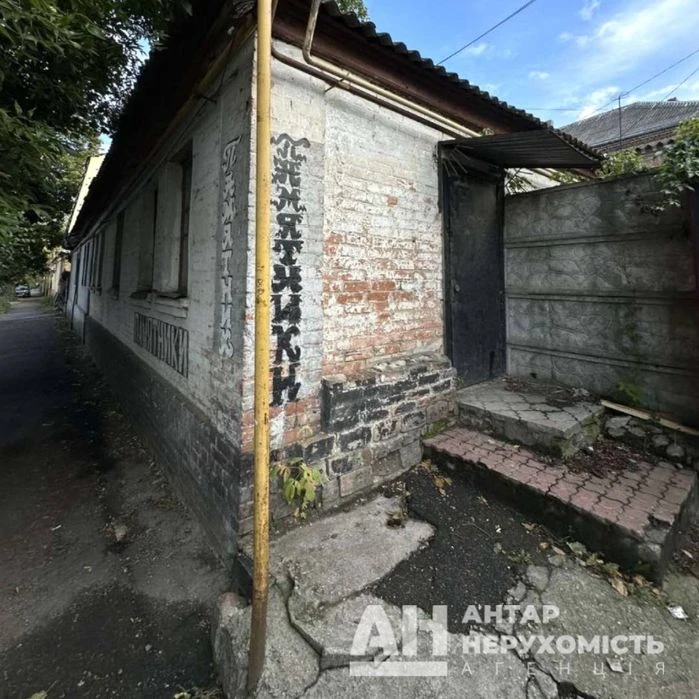 Продається част будинку в Кропивницькому, р-н  (ДОССАФ, вул.