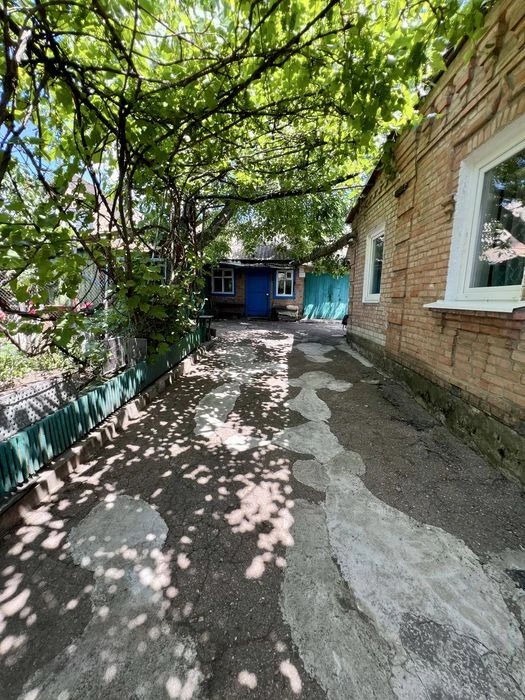 Продаж будинку р-н НовоОлексіївка