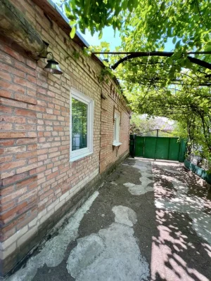 Продаж будинку р-н НовоОлексіївка