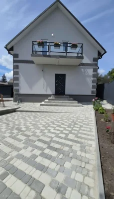 Продаж унікального окремого будинку на приватизованій ділянц
