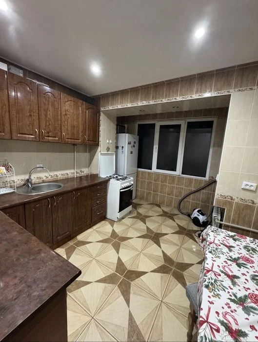 В продажі 1-к  квартира в р-н Гардеробу