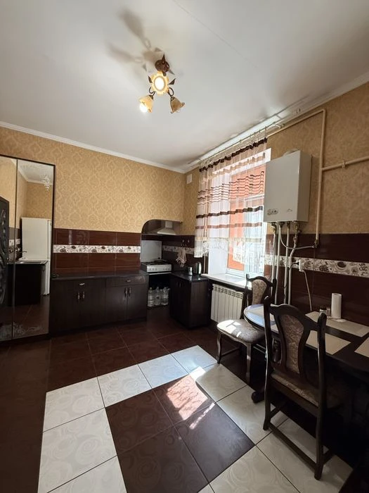 Продаж 1-кімнатної квартири в районі парку Шевченка